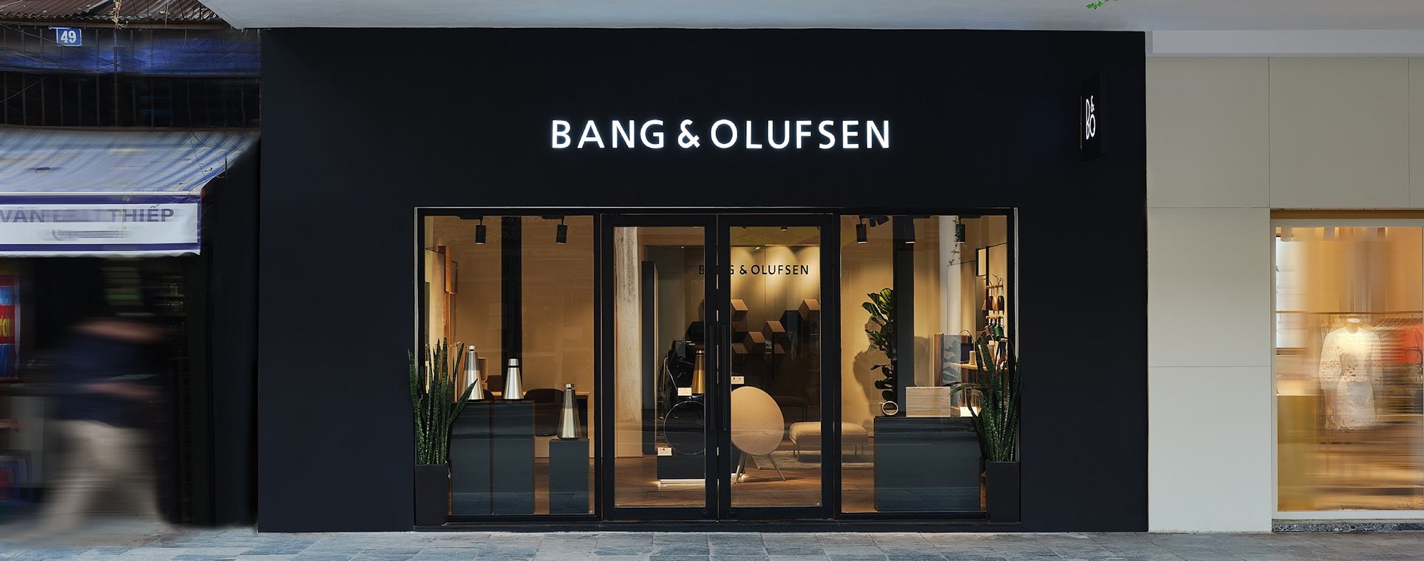 Bang & Olufsen 11